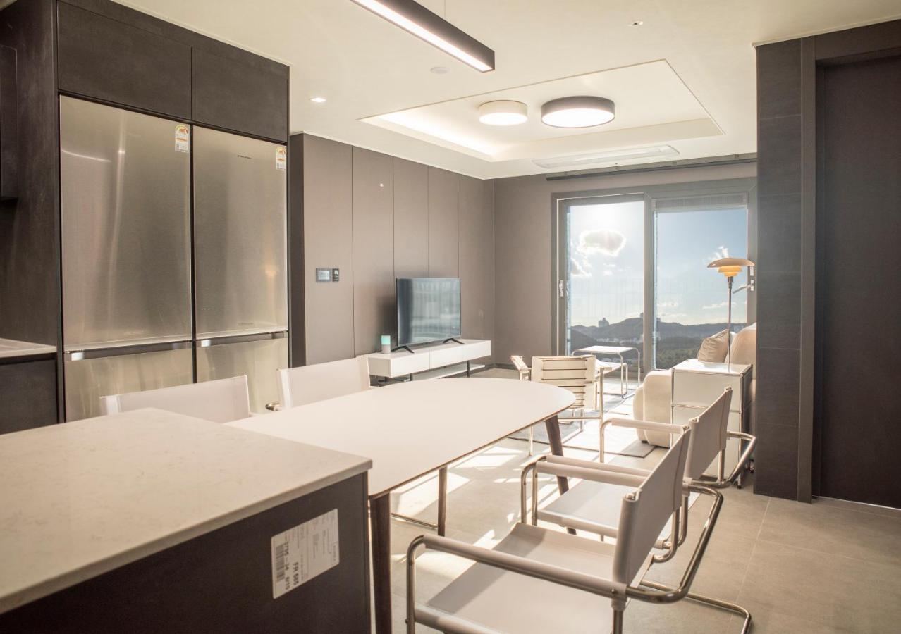 Y Collection By Uh Flat Osiria Aparthotel Busan Exterior photo