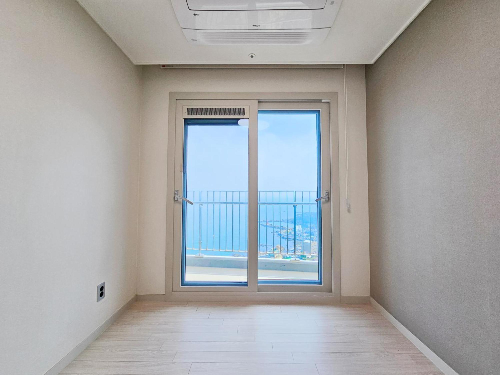 Y Collection By Uh Flat Osiria Aparthotel Busan Exterior photo
